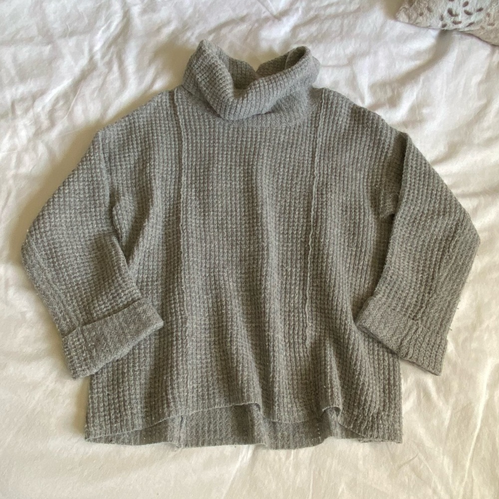 Grey free people sweater